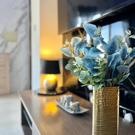 Bright Penthouse With Large Terrace & Sunset Views Santa Vennera